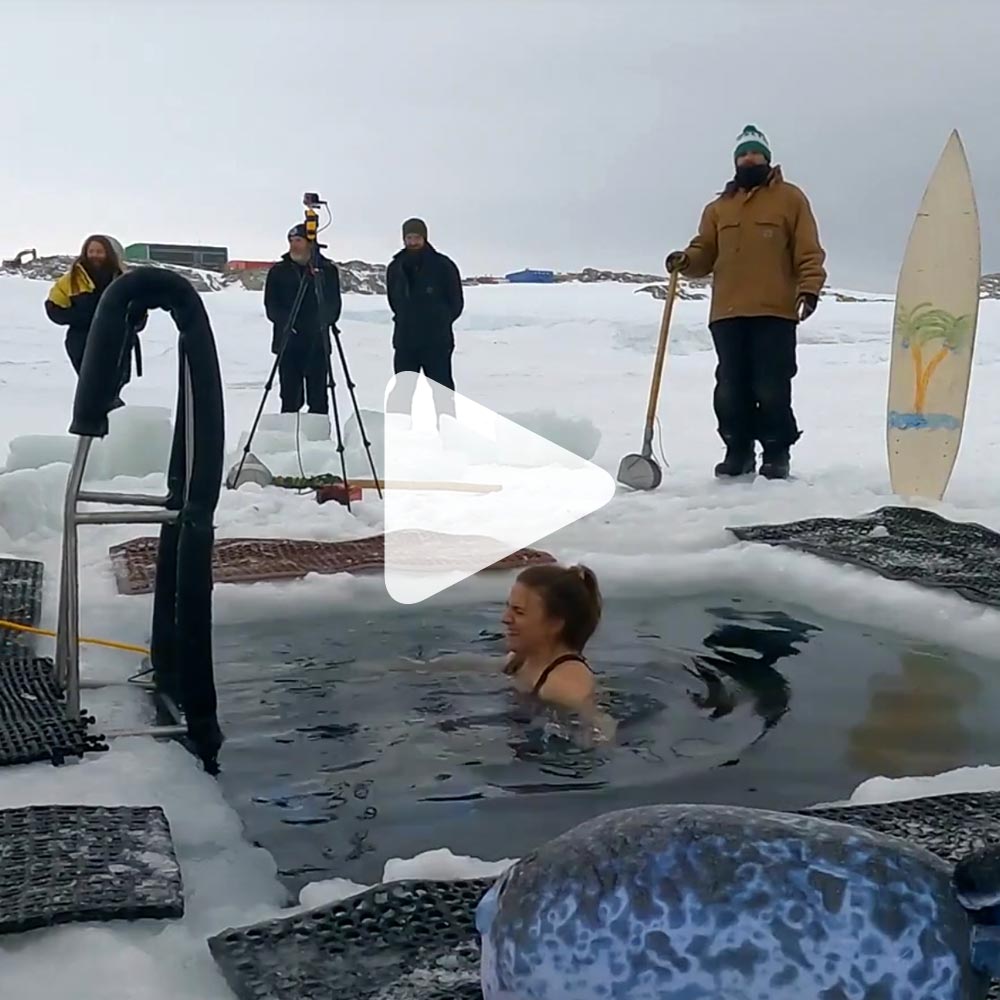 Australian Antarctic Division 2021 mid-winter swim