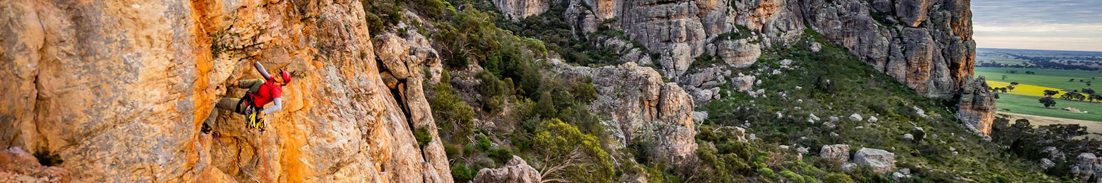 Women's Outdoor Clothing