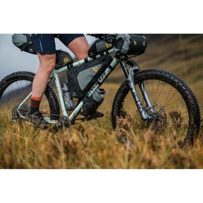 Apidura Backcountry Handlebar Pack