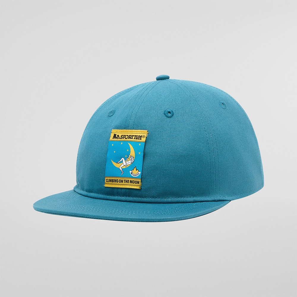 La Sportiva Climbing on the Moon Hat